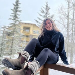 Meet your Posher, Ani